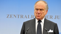 Kosmetik-Milliardär als Strippenzieher? Milliardär Lauder soll hinter Trumps Grönland-Obsession ...