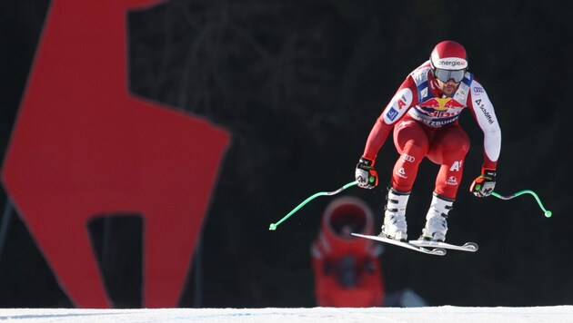 Hurra, die Gams! Vincent Kriechmayr stürzt sich über die Streif.