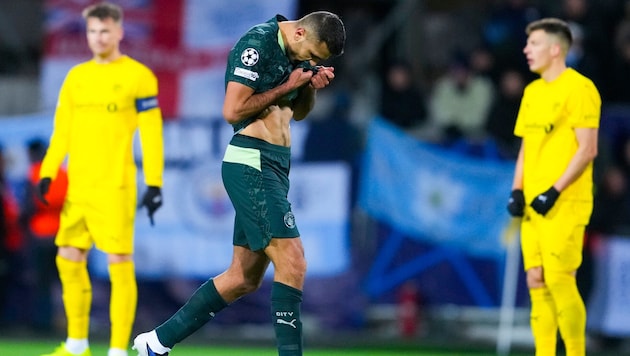 Rodri was shown a red card, further weakening Manchester City!