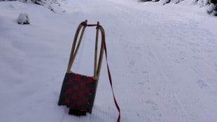 In Ebbs im Tiroler Unterland kam es zu dem schrecklichen Rodelunfall (Symbolbild).