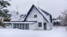 Der Dauerfrost setzt vielen Häusern extrem zu. Vor allem Wasserleitungen sind betroffen.