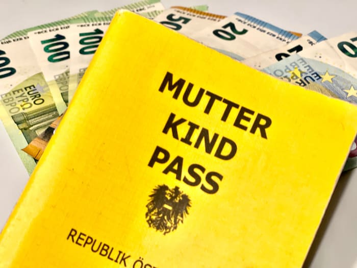 Früher war alles einfacher, der neue Eltern-Kind-Pass wird aber nun digital.