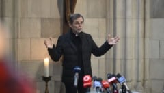 Vor seiner Bischofsweihe am Samstag stellte sich der designierte Wiener Erzbischof Josef ...