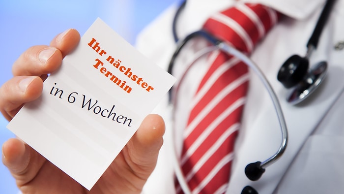 Those who do not want to pay have to wait a long time for a doctor's appointment.