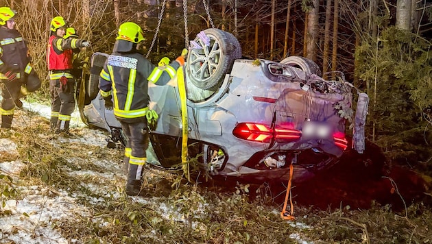 Der Lenker des 100.000 Euro teuren Gefährts wurde verletzt