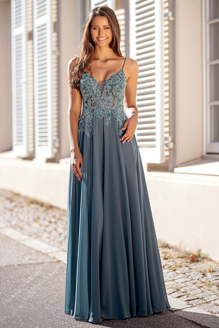 In Salbei, Saphir oder Smaragd drückt man seinen Wunsch nach Nachhaltigkeit aus.