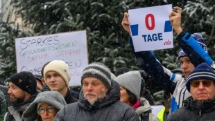 Der Streik ist fix: Mitarbeiter der Ordenskliniken gehen am Donnerstag in ganz OÖ auf die ...