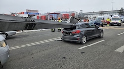 Die Ermittlungen nach dem Kran-Unglück am Südring laufen auf Hochtouren.