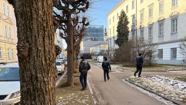 Die Polizei rief die Bevölkerung auf, ungewöhnliche Beobachtungen vom Samstag in der Linzer ...