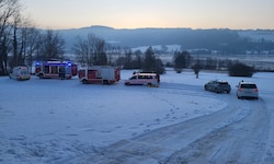 Wasserretter und Feuerwehr waren am Irrsee im Einsatz.