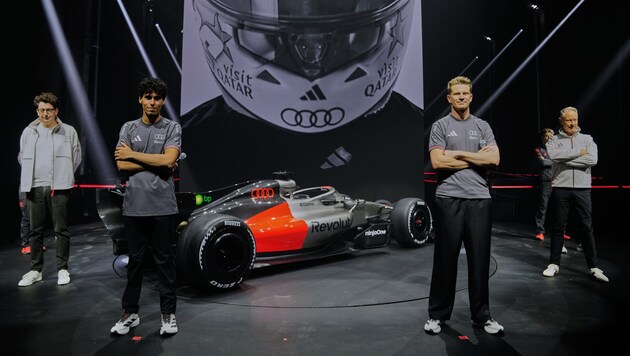 Mattia Binotto, Gabriel Bortoleto, Nico Hülkenberg und Jonathan Wheatley (v.l.n.r.)