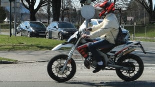 Der Polizei ging am Mittwoch ein zu lautes Moped ins Netz.