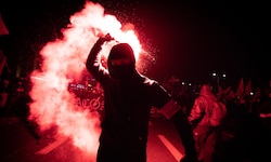 Laut dem DÖW entsteht gerade eine neue Generation Neonazis. Diese zeige sich „ausgesprochen ...