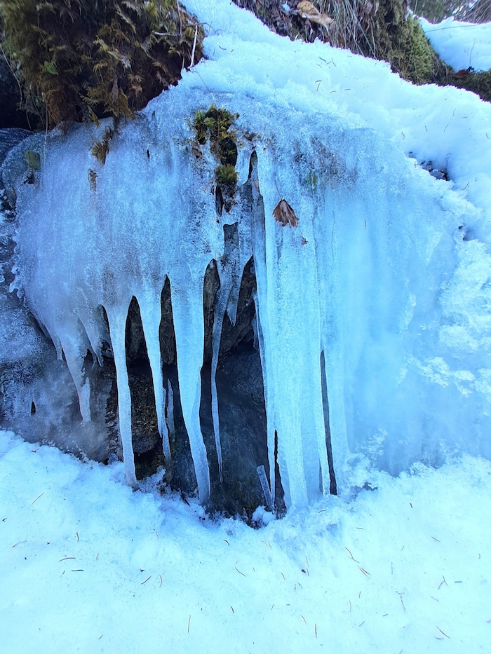 Die Kälte hat für tolle Eisformationen gesorgt.