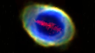 Die balkenförmige Wolke aus ionisiertem Eisen (rot) im Ringnebel stellt die Forscher vor ein ...