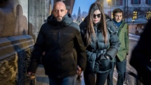 Die Lokalbetreiber Jacques und Jessica Moretti wurden stundenlang von der Staatsanwaltschaft ...