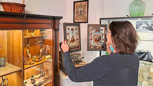 Nonnenspiegel im Gailtalmuseum im Schloss Möderndorf: Fromme Motive erlaubten den Blick in den ...