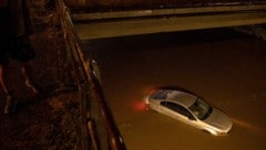 Bei starken Überschwemmungen in Griechenland sind mindestens zwei Menschen gestorben.