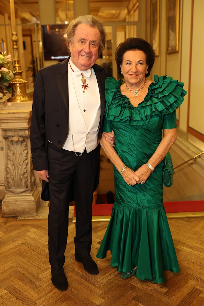 Ehrenmitglied der Wiener Philharmoniker: Ausnahme- Pianist Rudolf Buchbinder und seine Ehefrau ...