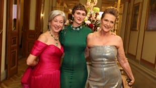 Glamouröse Gäste: Francesca Thyssen-Bornemisza mit Tochter Gloria Habsburg und Agnes ...