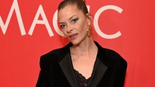 Verliebt, verlobt, verheiratet – und schon wieder getrennt! Jaime King hat eine ...