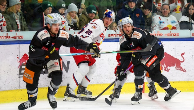 Peter Hochkofler (M.) muss seine Saison vorzeitig beenden.