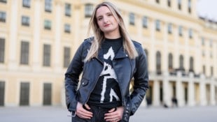 Julias Steen tritt gegen elf weitere Musiker und Bands an, wer gewinnt, vertritt Österreich.