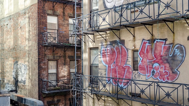 Ermittler fanden die zwei Buben in einer Wohnung im sechsten Stock im Bronx-Stadtteil Riverdale ...