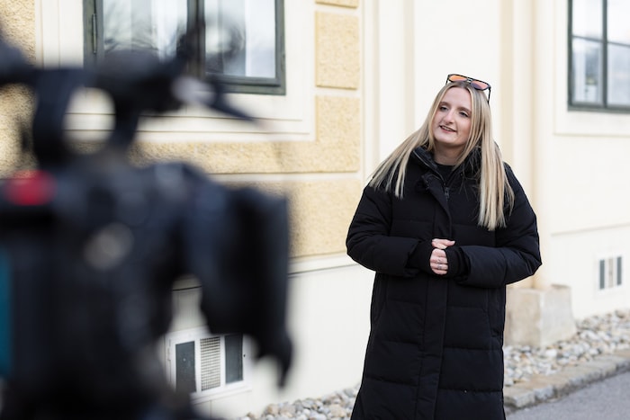 Julia Steen beim Interview mit der „Krone“.