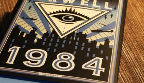 George Orwells Roman „1984“ ist aktueller denn je. Nur dass es keinen staatlichen Terror ...