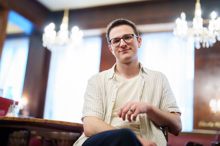 David Kurt beim Fotoshooting in Wien.