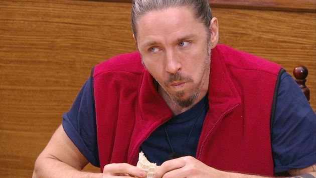 Gil Ofarim sorgte zum Auftakt des RTL-Dschungelcamps für Wirbel. Er verriet in der Show: Eine ...