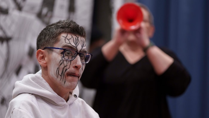 Pur, unverstellt, ausdrucksstark: Theater INNklusiv begeistert