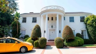 Es ist wohl eines der berühmtesten Gebäude der Fernsehgeschichte – liegt aber gar nicht in dem ...