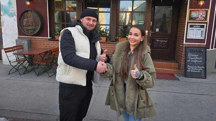 Mario Orth hilft den bedürftigen Menschen in Klagenfurt mit gratis Essen.