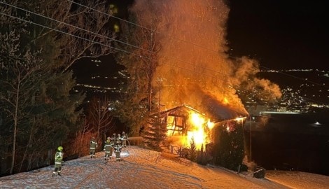 Die Ferienhütte brannte vollkommen nieder.