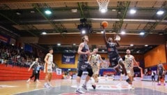 Die Bulls (in Schwarz) ziehen fix ins Play-off ein.