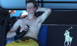 Jannik Sinner bekam massive körperliche Probleme.