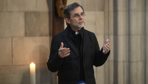 Rund 4000 Teilnehmer werden am Samstag im Stephansdom erwartet, wenn Josef Grünwidl offiziell in ...