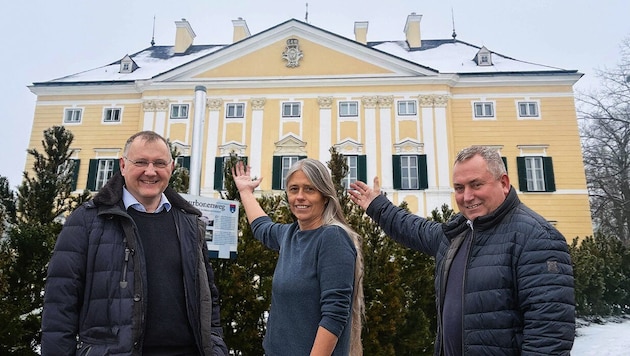 Historiker Günter Fuhrmann, Vizebürgermeisterin Sabina Doria und Bürgermeister Berhard ...