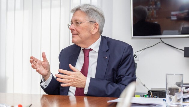 Peter Kaiser sprach im „Krone“-Interview über Bildungsthemen in Kärnten.