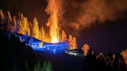 Das Feuer war weithin sichtbar.