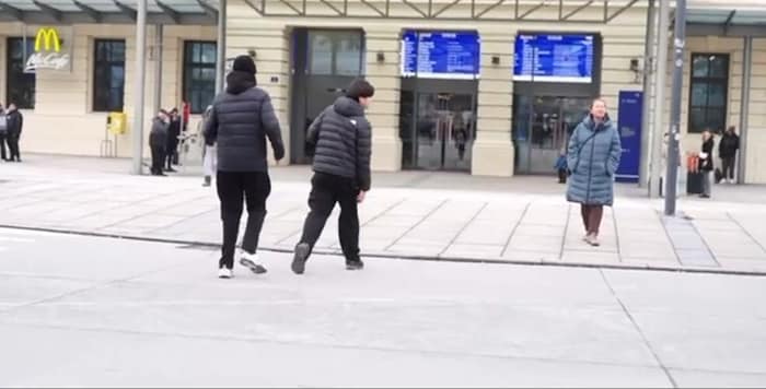 Antauer spricht von „Wegkärchern der Kriminalität“, als die beiden Jugendlichen zu sehen waren.