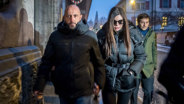 Mit Unverständnis und Empörung hat die italienische Regierungschefin Giorgia Meloni auf die ...