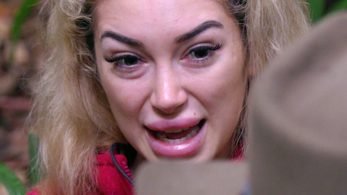 Ariel wollte es von Gil ganz genau wissen. Doch die Antwort des Sängers stellte sie nicht ...