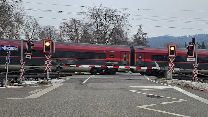In Krumpendorf gibt es gleich fünf Bahnübergänge, die erneurt werden.