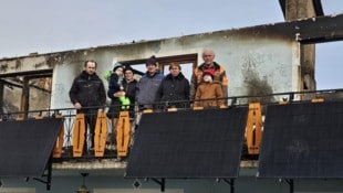 Das Anwesen der Familie Hirschmann in Obergnas gleicht nach dem Feuer-Drama einer Ruine.