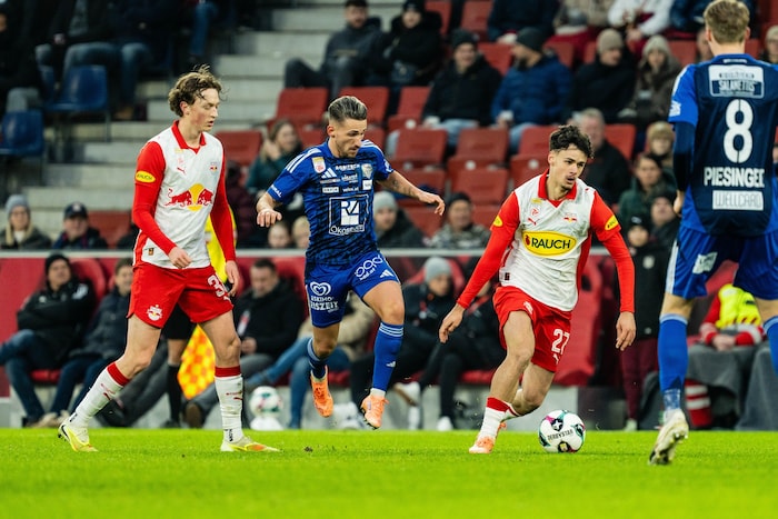 Sulzbacher (li.) plagt sich mit der Wade.