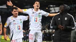 So ausgelassen wollen Dejan Zukic (Mi.) und die Wolfsberger auch im Frühjahr feiern.