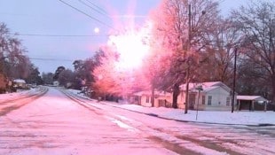 In Texarkana im Bundesstaat Texas kam es zu einem Stromausfall, Tausende Menschen waren ohne ...